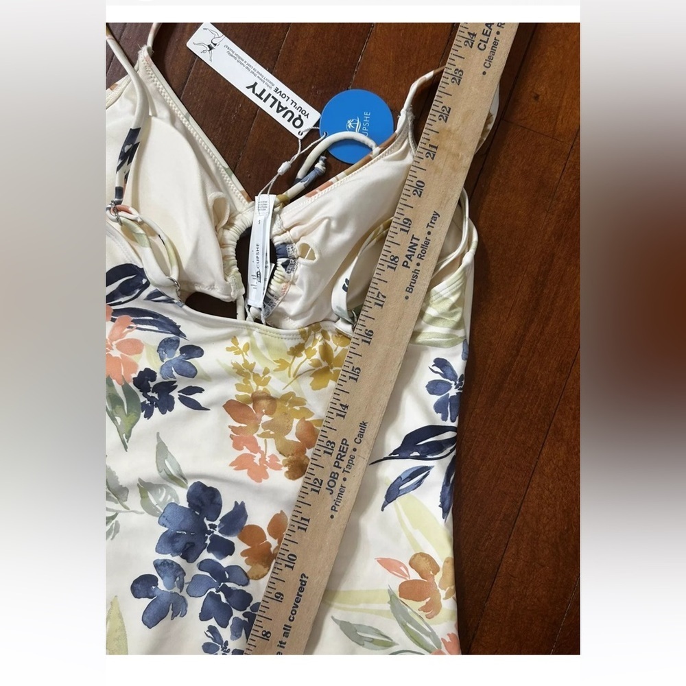 CUPSHE one piece swim tropical floral print - Picture 4 of 6